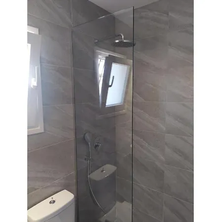 Olive Garden Studio 4 אצ'ארבי